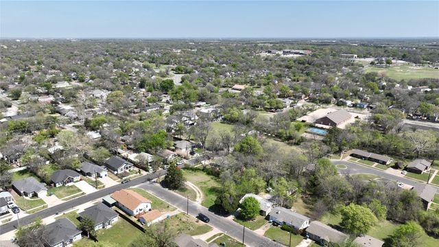 1116 E Epstein Street, Sherman, TX 75090