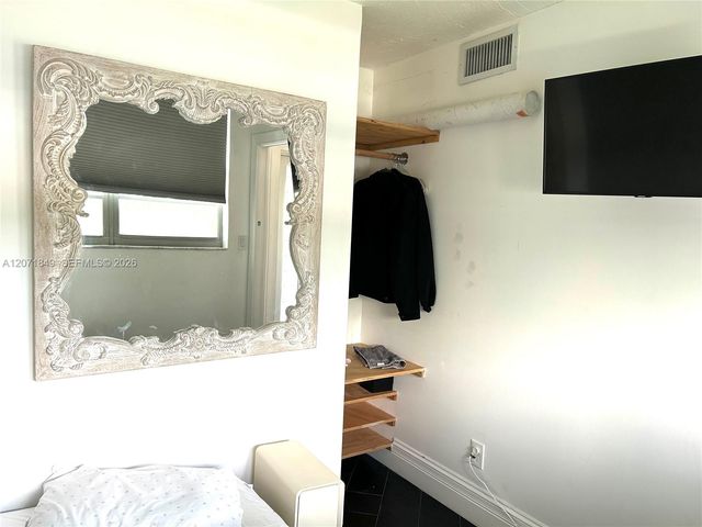 360 Meridian Avenue 6E, Miami Beach, FL 33139