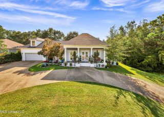 13086 Riverwalk Circle, D'iberville, MS 39540