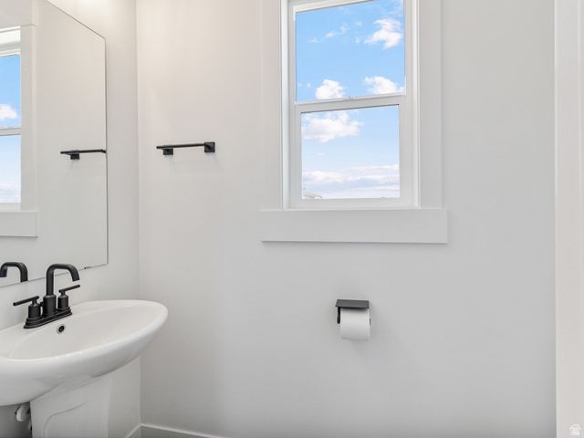 16007 S RAILCAR LN, Bluffdale, UT 84065