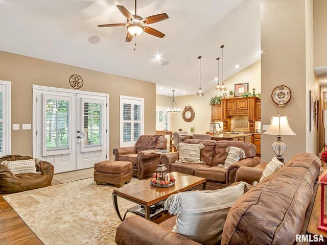 432 INDIAN TRAIL Drive, Pinckneyville, IL 62274