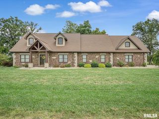 432 INDIAN TRAIL Drive, Pinckneyville, IL 62274