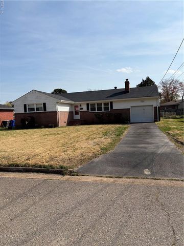 55 Rexford DR, Newport News, VA 23608