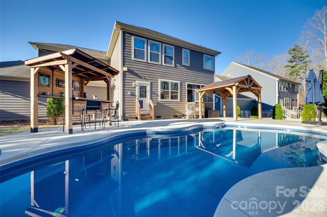 2605 Sugaree Court, Waxhaw, NC 28173