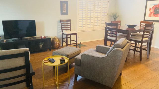 9243 S 51st Street, Phoenix, AZ 85044