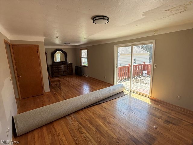 4362 Porter Road, North Olmsted, OH 44070