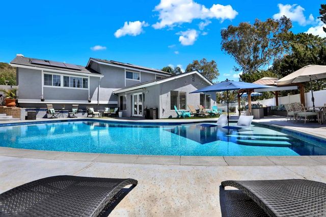 12913 Evalyn Ct., Poway, CA 92064