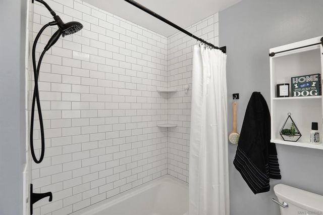 12913 Evalyn Ct., Poway, CA 92064