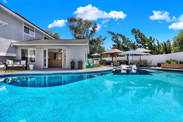 12913 Evalyn Ct., Poway, CA 92064