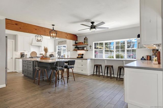 12913 Evalyn Ct., Poway, CA 92064