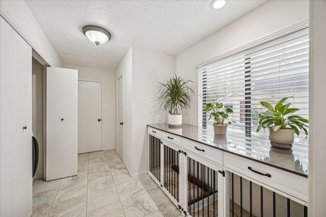 2 Chatterbird Lane, The Woodlands, TX 77380