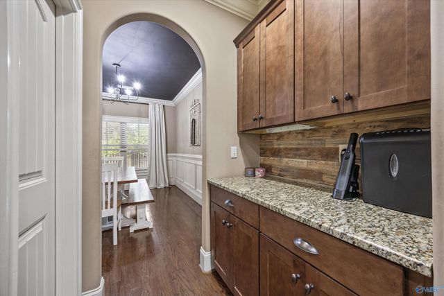 22927 Bluffview Drive, Athens, AL 35613