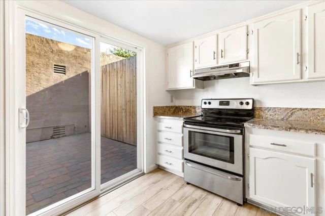 140 E El Norte Pkwy 3, Escondido, CA 92026