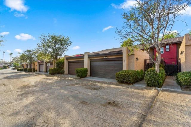 140 E El Norte Pkwy 3, Escondido, CA 92026