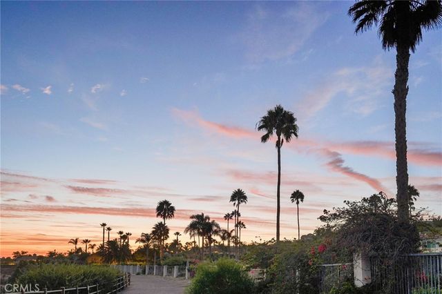 32709 Seagate H, Rancho Palos Verdes, CA 90275