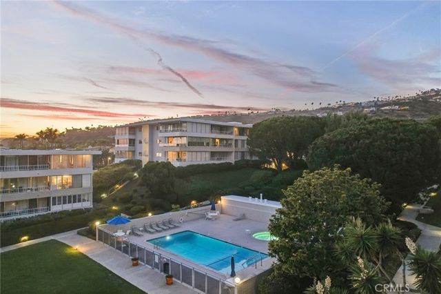 32709 Seagate H, Rancho Palos Verdes, CA 90275