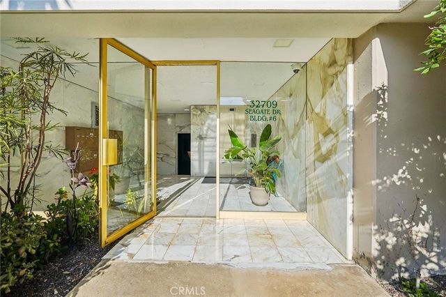 32709 Seagate H, Rancho Palos Verdes, CA 90275