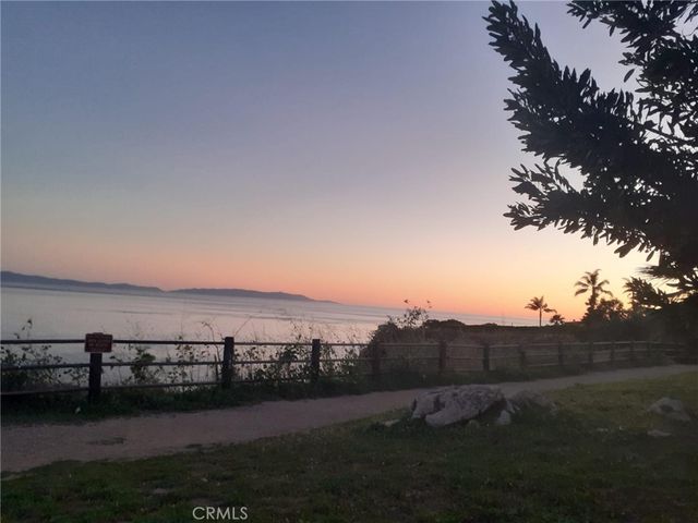 32709 Seagate H, Rancho Palos Verdes, CA 90275