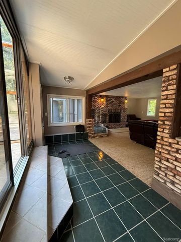 26800 Ballard Street, Harrison Charter Township, MI 48045