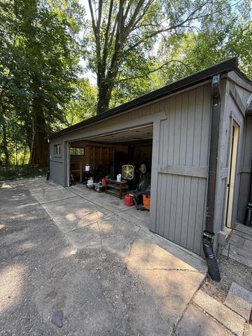 26800 Ballard Street, Harrison Charter Township, MI 48045