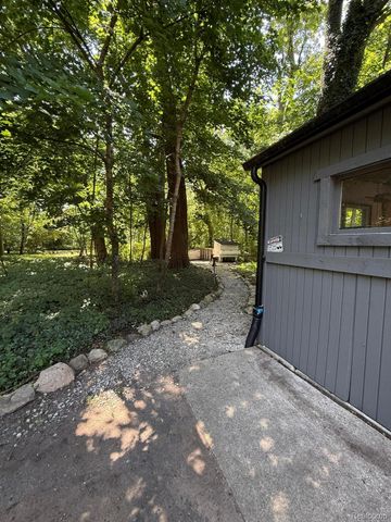 26800 Ballard Street, Harrison Charter Township, MI 48045