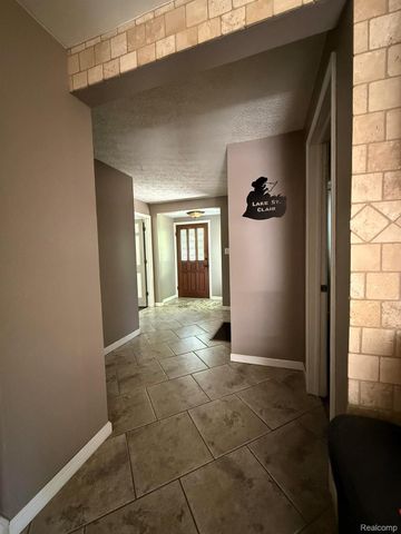 26800 Ballard Street, Harrison Charter Township, MI 48045