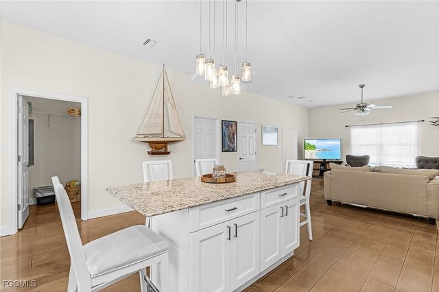 3810 Myers LN, St James City, FL 33956