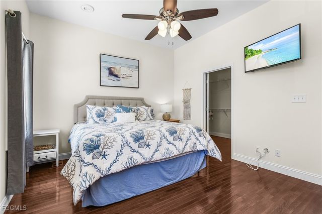 3810 Myers LN, St James City, FL 33956