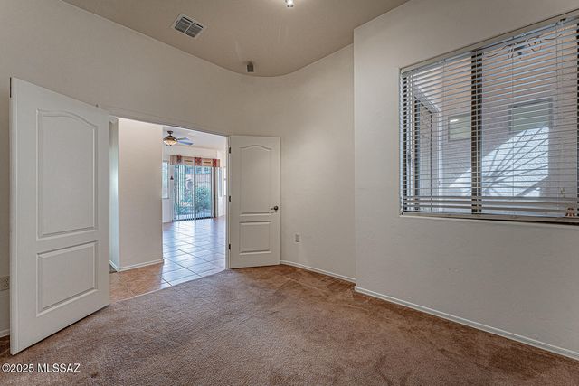 267 N Vía La Castellana, Green Valley, AZ 85614