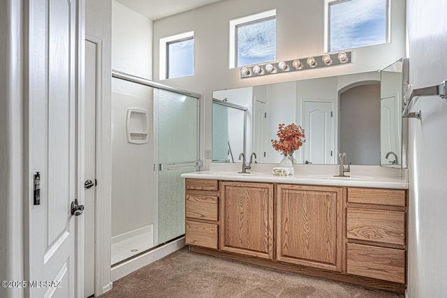 267 N Vía La Castellana, Green Valley, AZ 85614