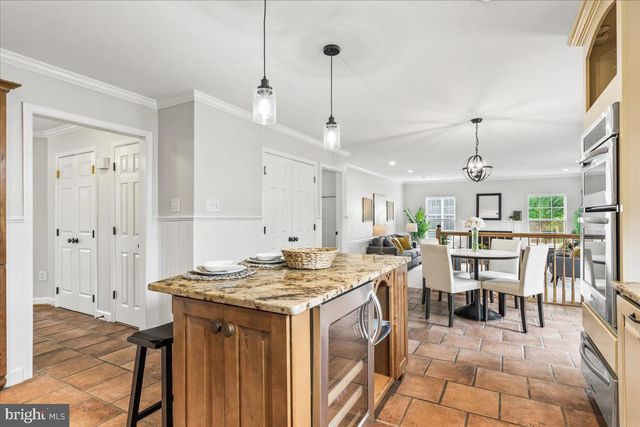 7035 ALLINGTON MANOR CIR E, Frederick, MD 21703