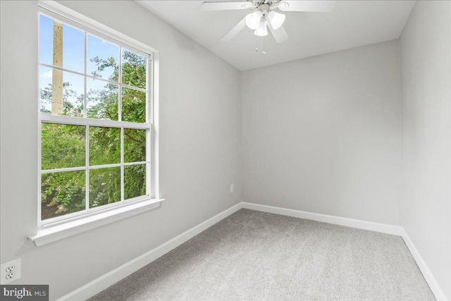 7035 ALLINGTON MANOR CIR E, Frederick, MD 21703