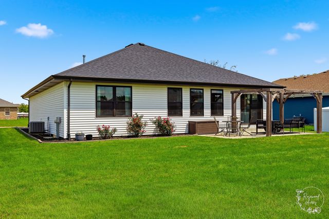 1550 Eagles Landing, Manteno, IL 60950