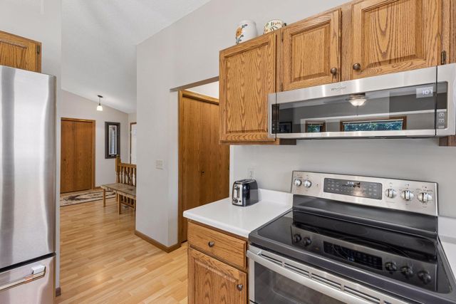 3180 Cuneen Trail, Inver Grove Heights, MN 55076