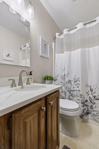 3180 Cuneen Trail, Inver Grove Heights, MN 55076