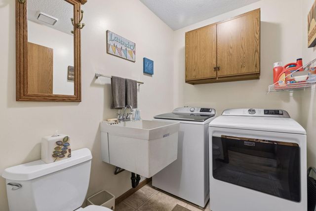 3180 Cuneen Trail, Inver Grove Heights, MN 55076