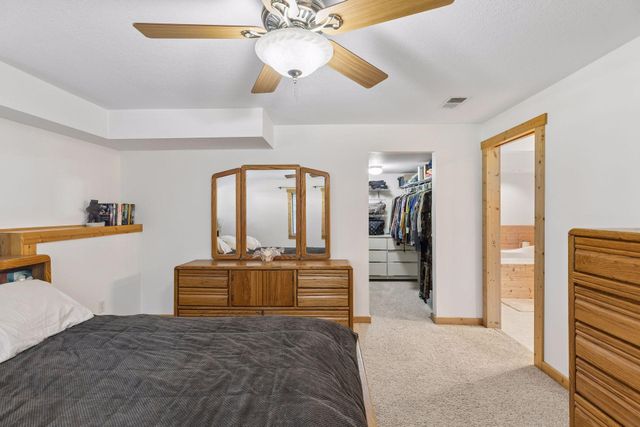 3180 Cuneen Trail, Inver Grove Heights, MN 55076