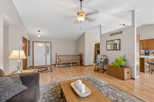 3180 Cuneen Trail, Inver Grove Heights, MN 55076