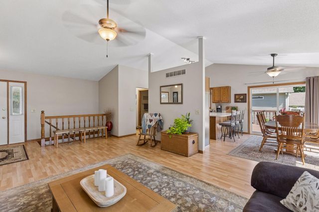 3180 Cuneen Trail, Inver Grove Heights, MN 55076