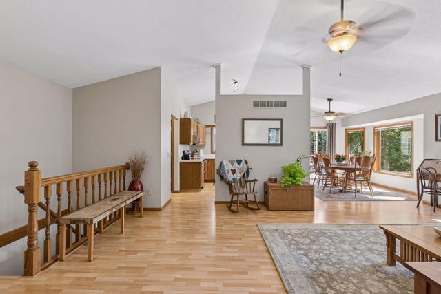 3180 Cuneen Trail, Inver Grove Heights, MN 55076