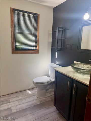 926 Fieldstone Drive, Kent, OH 44240