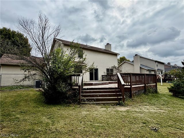 926 Fieldstone Drive, Kent, OH 44240