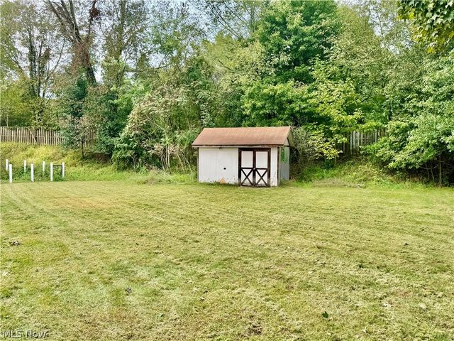 926 Fieldstone Drive, Kent, OH 44240