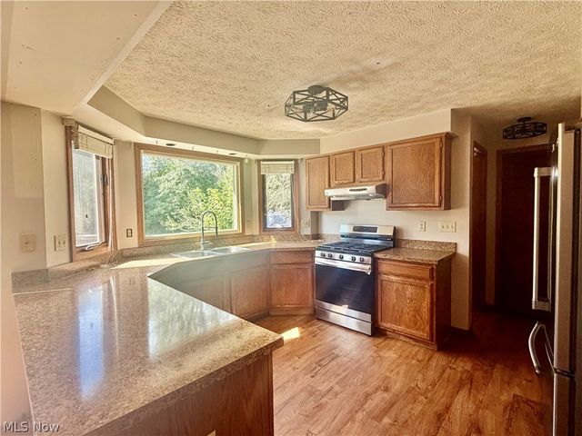 926 Fieldstone Drive, Kent, OH 44240