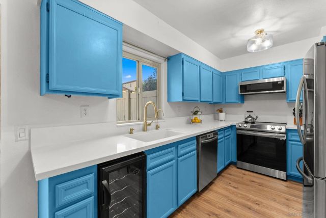 5631 Lake Park Way 6, La Mesa, CA 91942