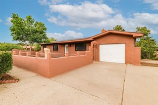 1180 Sioux, Los Alamos, NM 87544