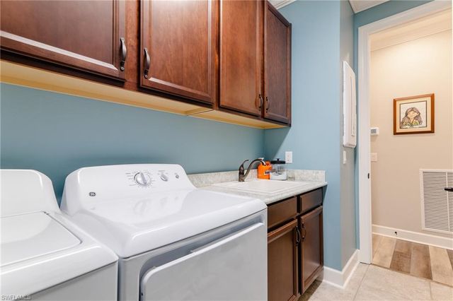 8438 Volaro WAY, Naples, FL 34114