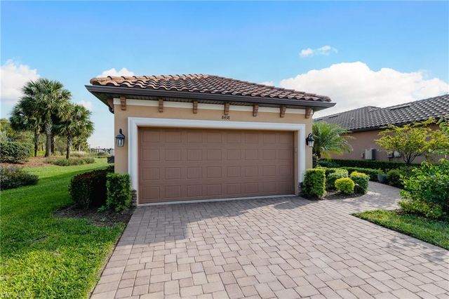 8438 Volaro WAY, Naples, FL 34114