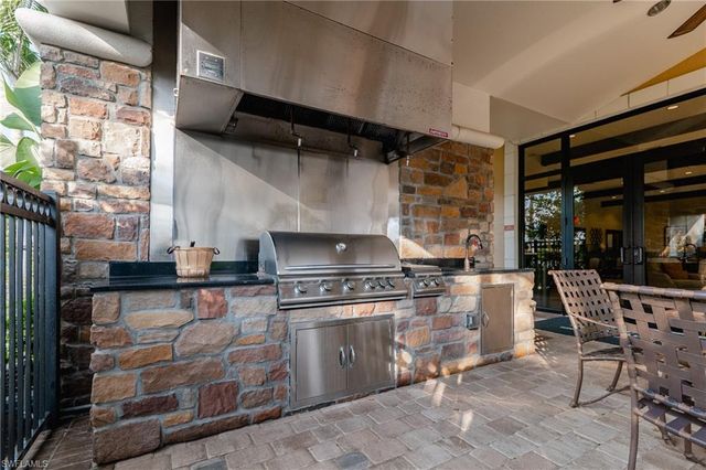 8438 Volaro WAY, Naples, FL 34114