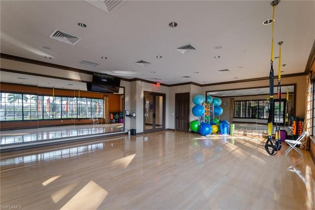 8438 Volaro WAY, Naples, FL 34114